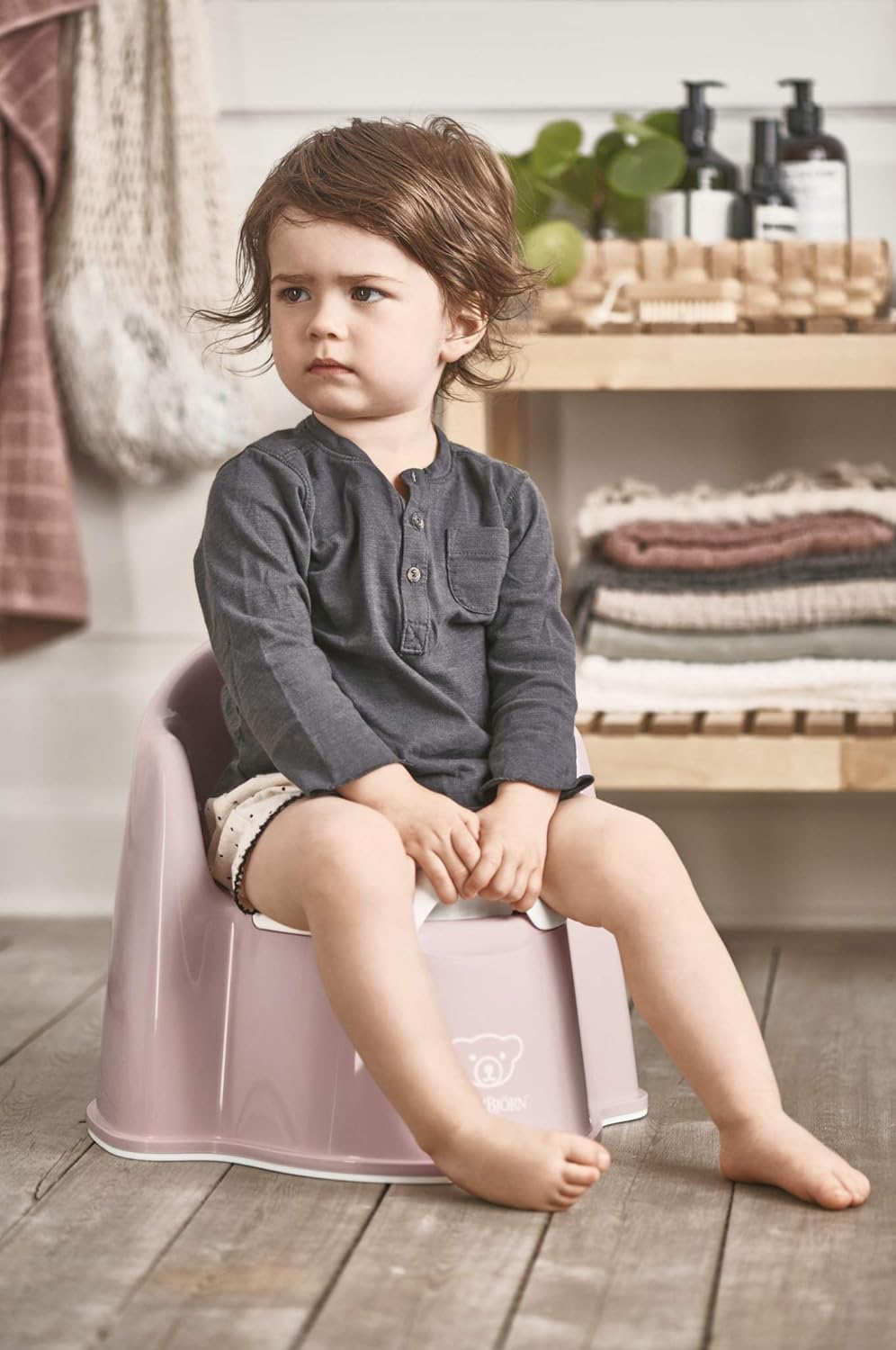 BabyBjörn Potty Chair, Powder Pink/White, Potty Training Toilet, Easy-to-Clean, Removable Inner Potty, Non-Slip
