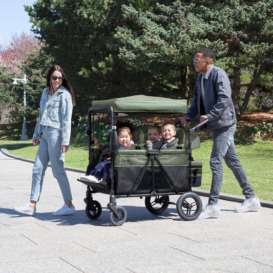 Jeep Wrangler Deluxe 4 Seater Stroller Wagon by Delta Children - Premium Quad Stroller Wagon for 4 Kids with Convertible Seats, Adjustable Push/Pull Handles, Removable Canopy & Flat Fold, Grey