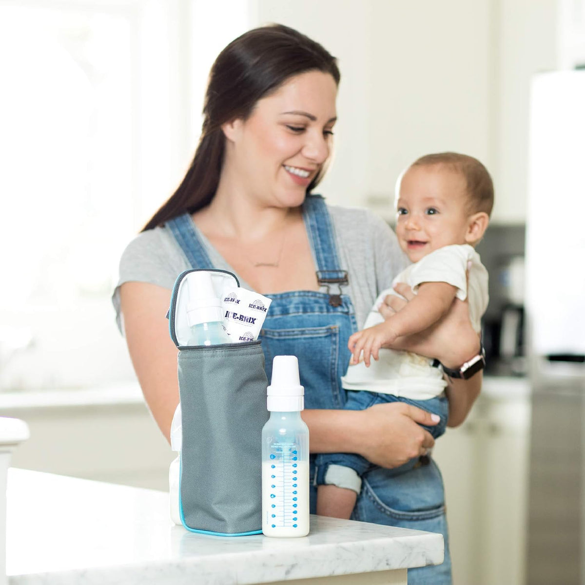 J.L. Childress Baby Bottle Bag, Breastmilk Cooler, Fits 1-2 Bottles, Black