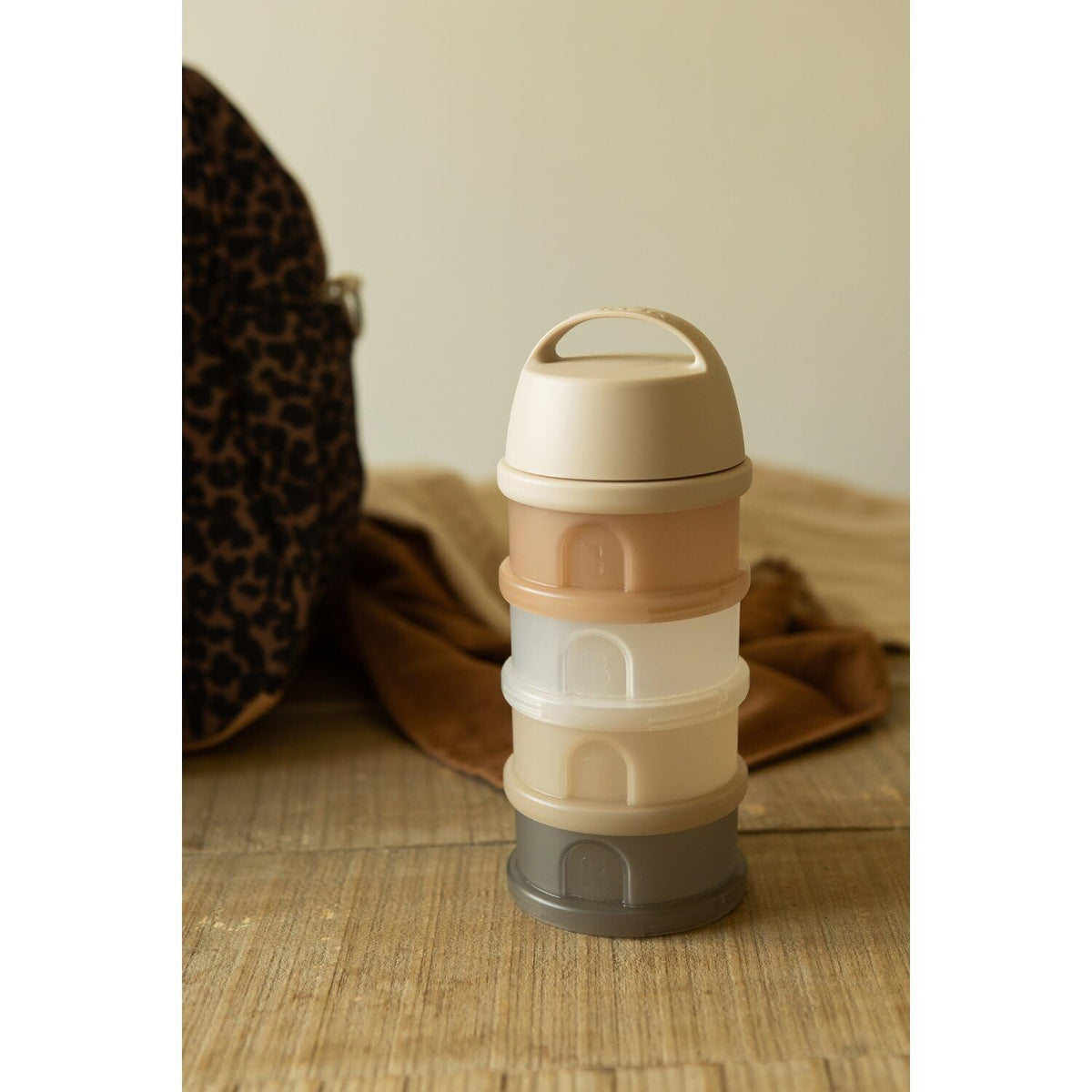 BEABA Formula and Snack Container, Baby Formula Dispenser, Toddler Baby Snack Storage Container, Holds up to 11 Doses of Milk Powder Per Compartment, Made in France, Oat