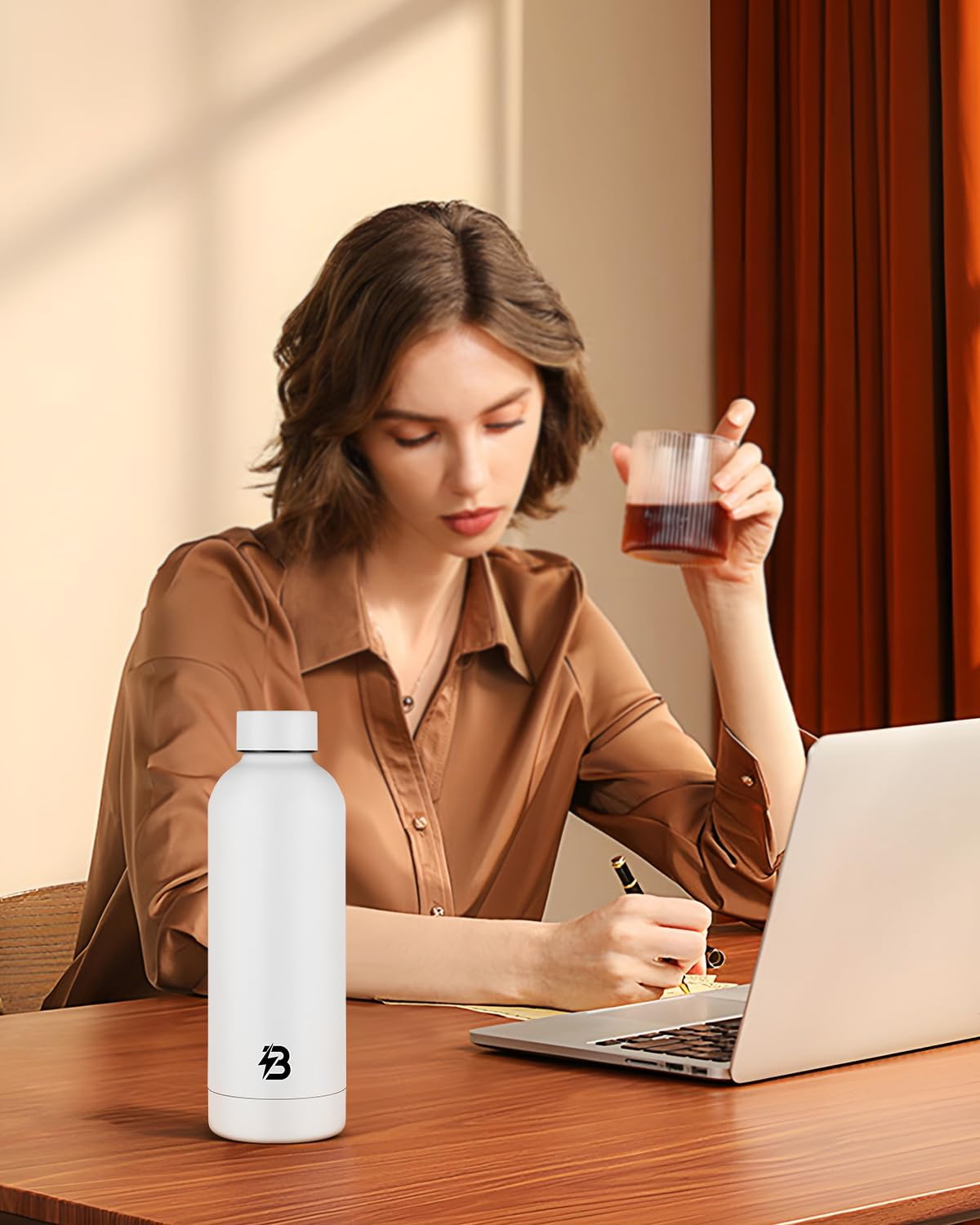 Stainless Steel Insulated Water Bottle no straw for Travel, Gym, 25oz, White