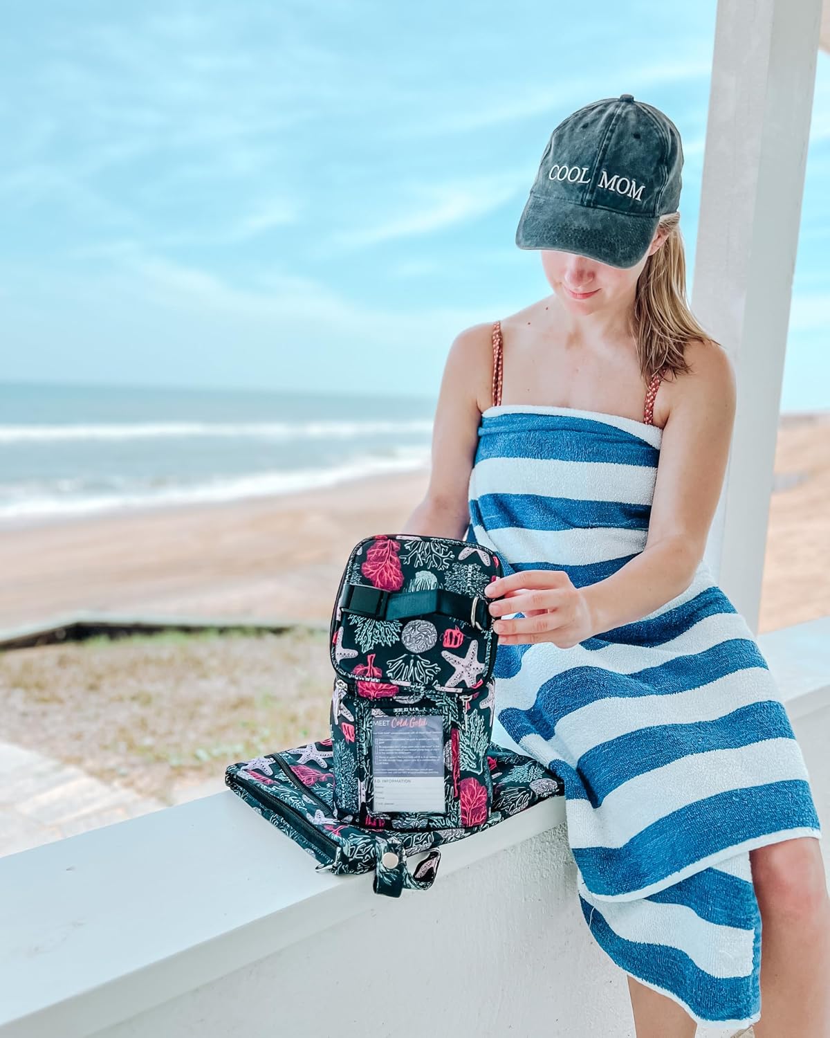Cold Gold Breastmilk Cooler with Ice Pack (Groovy)