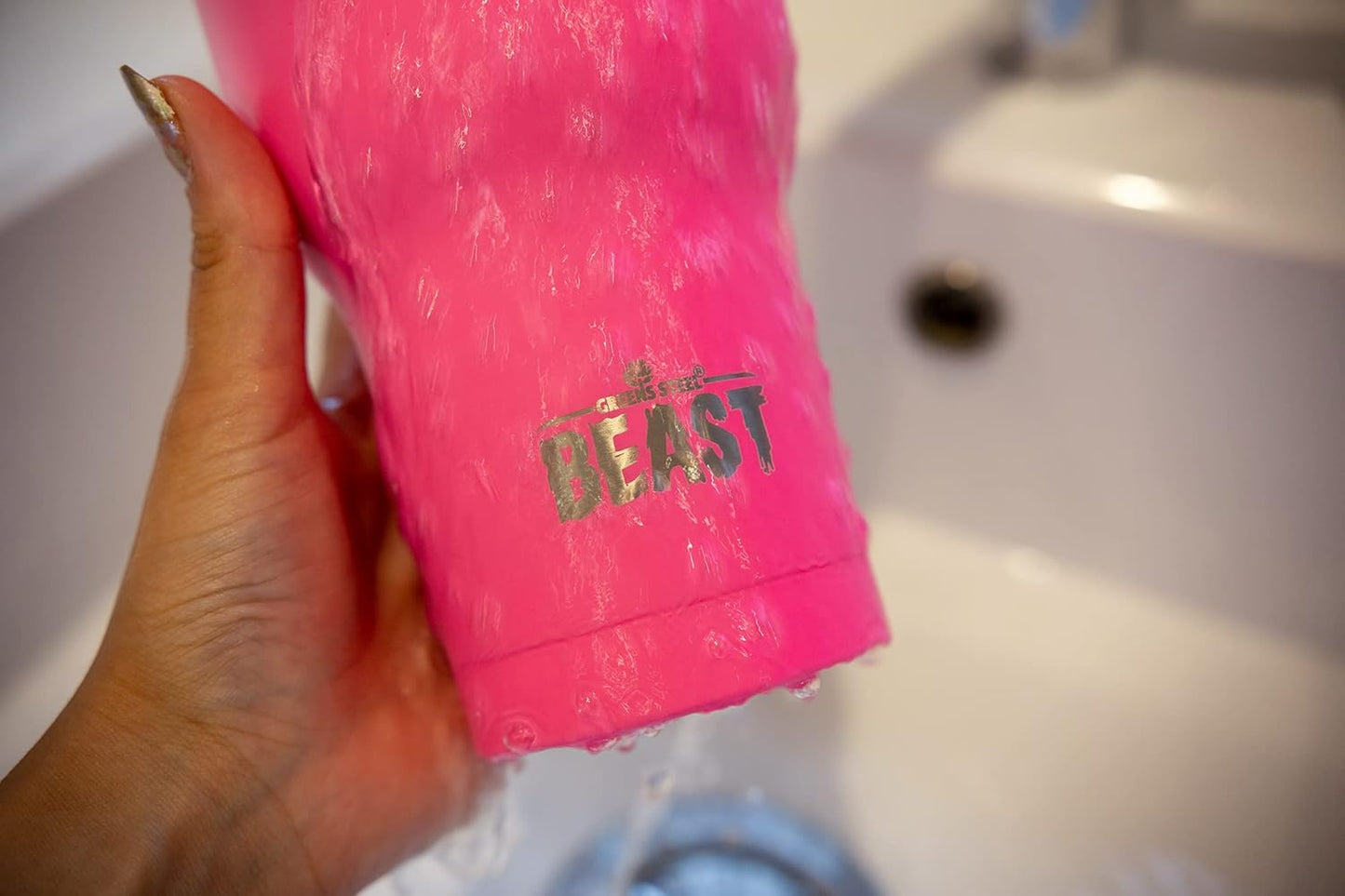 40 oz tumbler - Vacuum Insulated Tumbler with Straw - Leak Proof Stainless Steel Travel Mug - Double Wall Iced Coffee Cup - Reusable Water Bottle - Gifts for Mom, Women and Men (Cupcake Pink)
