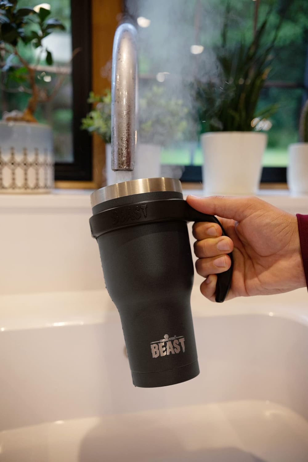 40 oz tumbler - Vacuum Insulated Tumbler with Straw - Leak Proof Stainless Steel Travel Mug - Double Wall Iced Coffee Cup - Reusable Water Bottle - Gifts for Mom, Women and Men (Cupcake Pink)