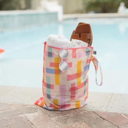Mess Proof Wet Bags | Reusable Waterproof Wet Bags for Swimsuits | Baby Clothes | Travel & Diaper Bag (Pink, Brown Checkers) - Colors B