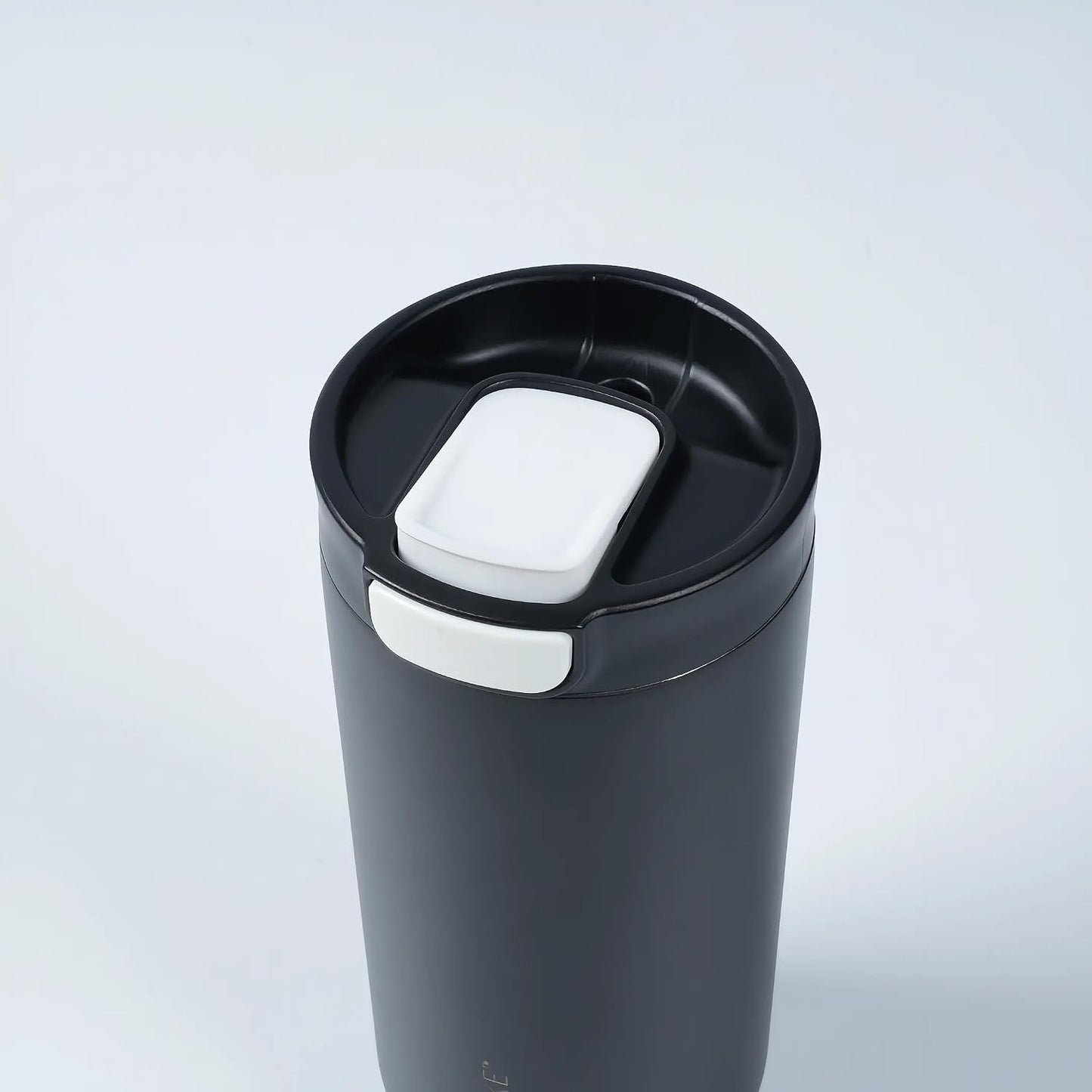 THE CLASSIC Vacuum Insulated Stainless Steel Travel Mug, Leakproof Locking Lid, Double-Wall Insulation, BPA-Free Coffee Mug for Hot & Cold Drinks, 500 mL (Matte Black)