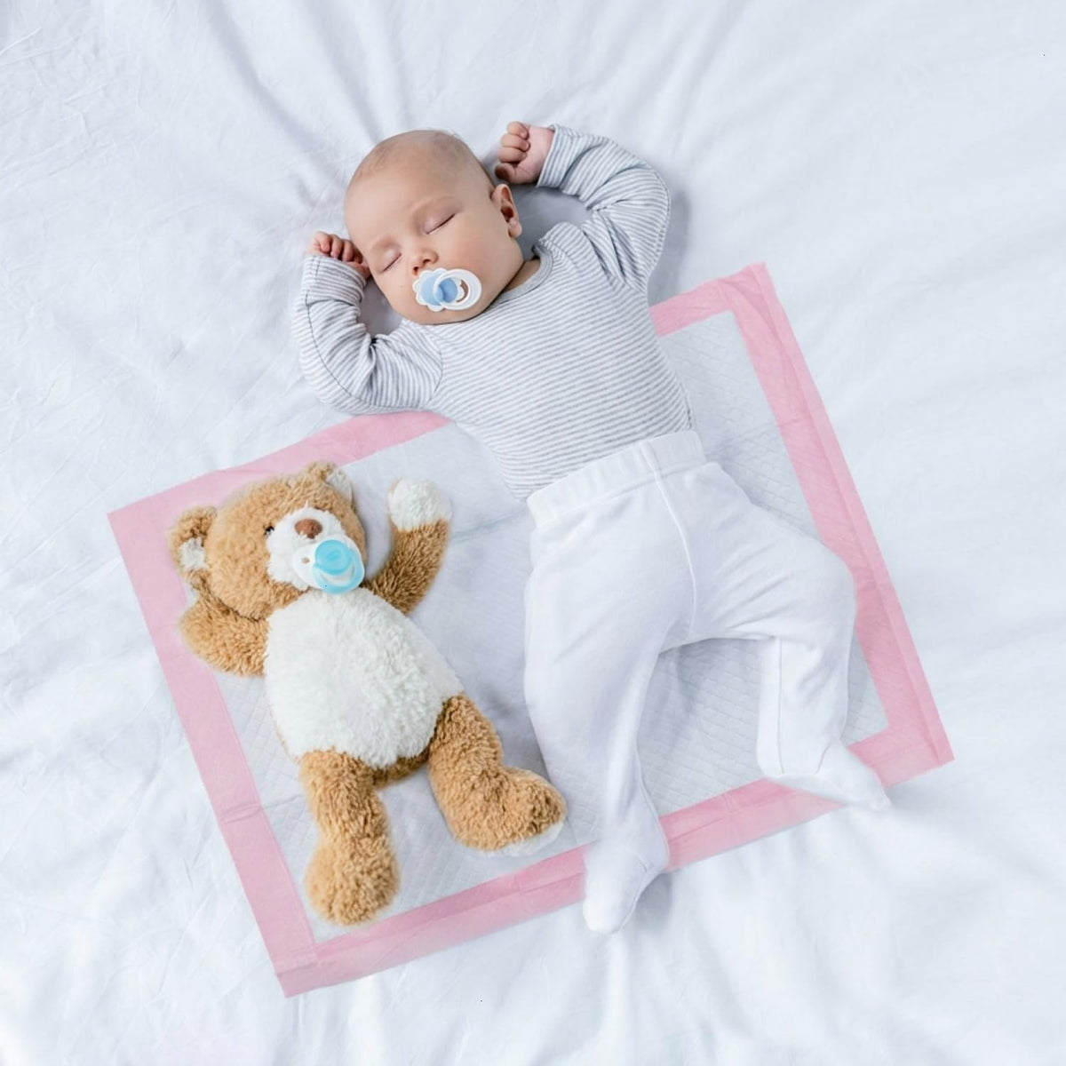 Disposable Changing Pads for Baby 24 Inches x 17 Inches Disposable Underpads Waterproof Diaper Changing Pad Breathable Underpads Bed Table Protector Mat Changing Pad Liner