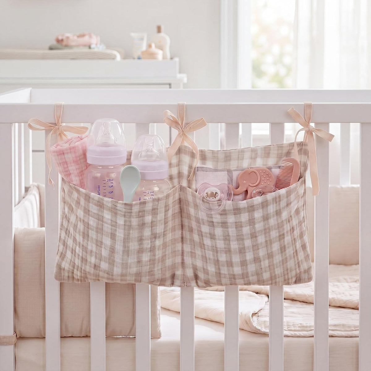 Gingham Crib Hanging Organizer Gingham Diaper Bag Organizer Playpen Organizers Hanging Cotton Crib Storage Bag for Baby Girl's Room(Beige)