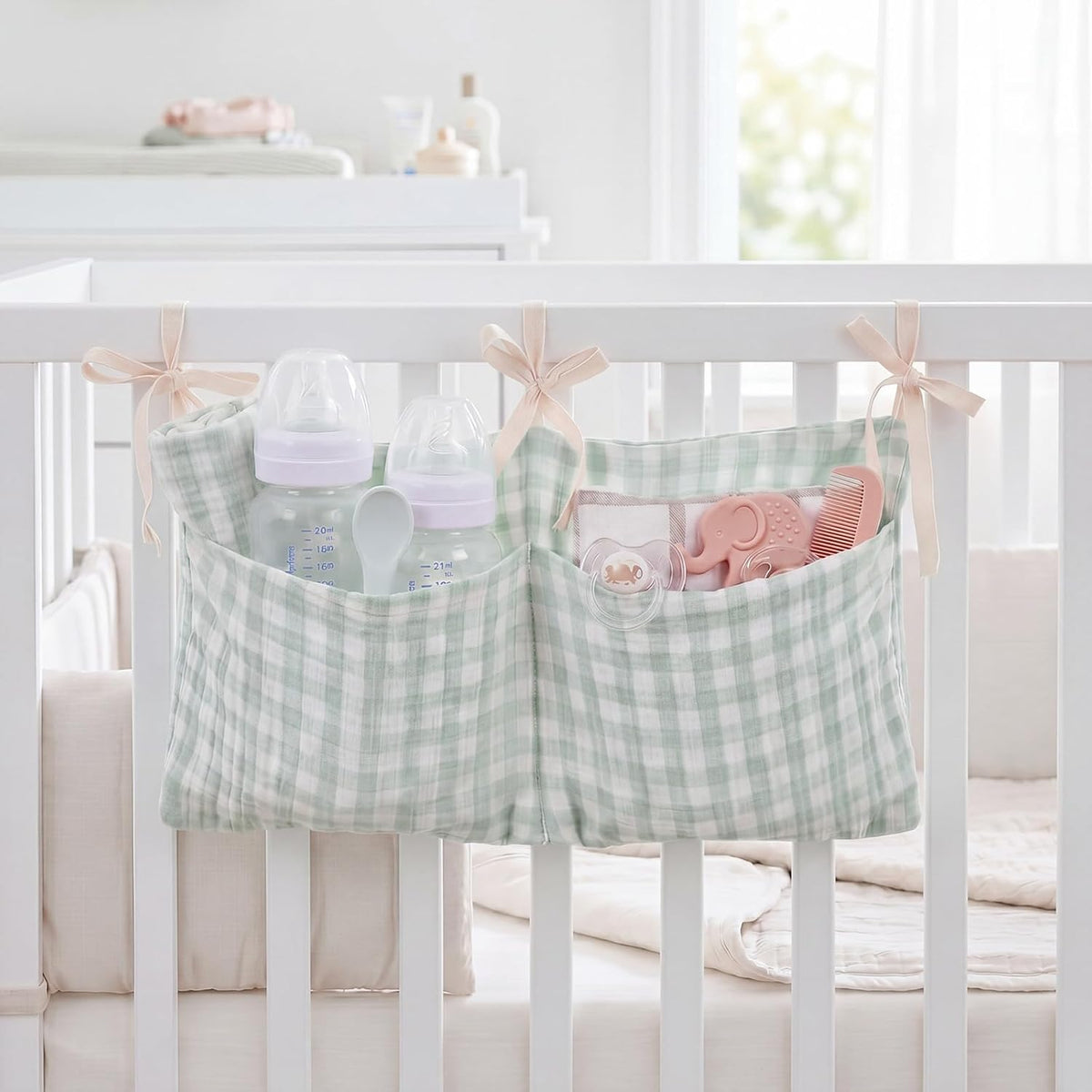 Gingham Crib Hanging Organizer Gingham Diaper Bag Organizer Playpen Organizers Hanging Cotton Crib Storage Bag for Baby Girl's Room(Beige)