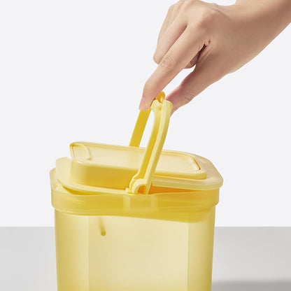 Shockproof Airtight Baby Formula Container with Scoop，Baby Formula Dispenser for Travel Outdoor Activities,BPA Free (Yellow, 1000ml)