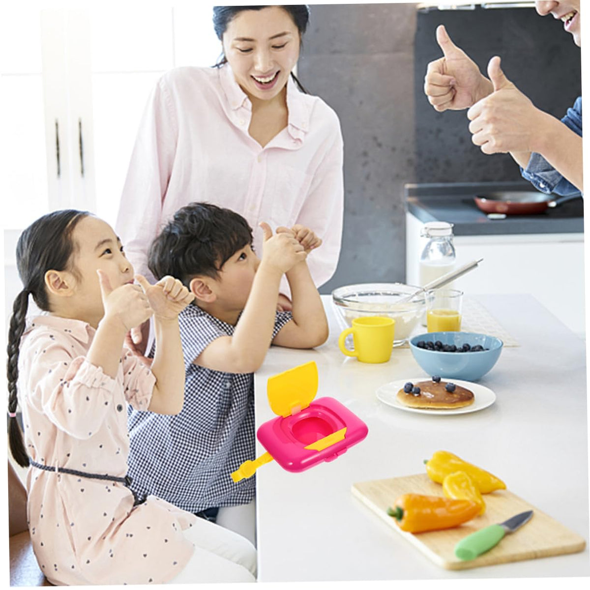 2Pcs Portable Wipes Dispenser Case Reusable Wipe Holder for Travel Easy to Clean and for Cribs High Chairs Go Use and Design