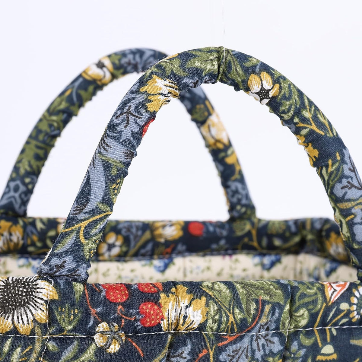 Quilted Fabric Storage Basket Floral Baby Diaper Caddy Quilted Basket for Nursery Bedroom Car Storage