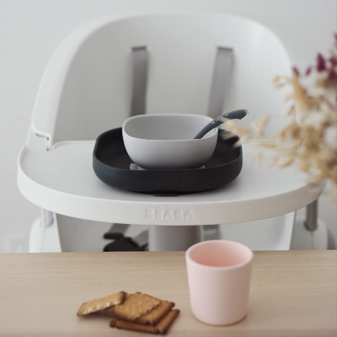 BEABA 100% Silicone 4-Piece Baby Feeding Set, Suction Plates for Baby, Made w/High Grade Food Safe Silicone, Rose