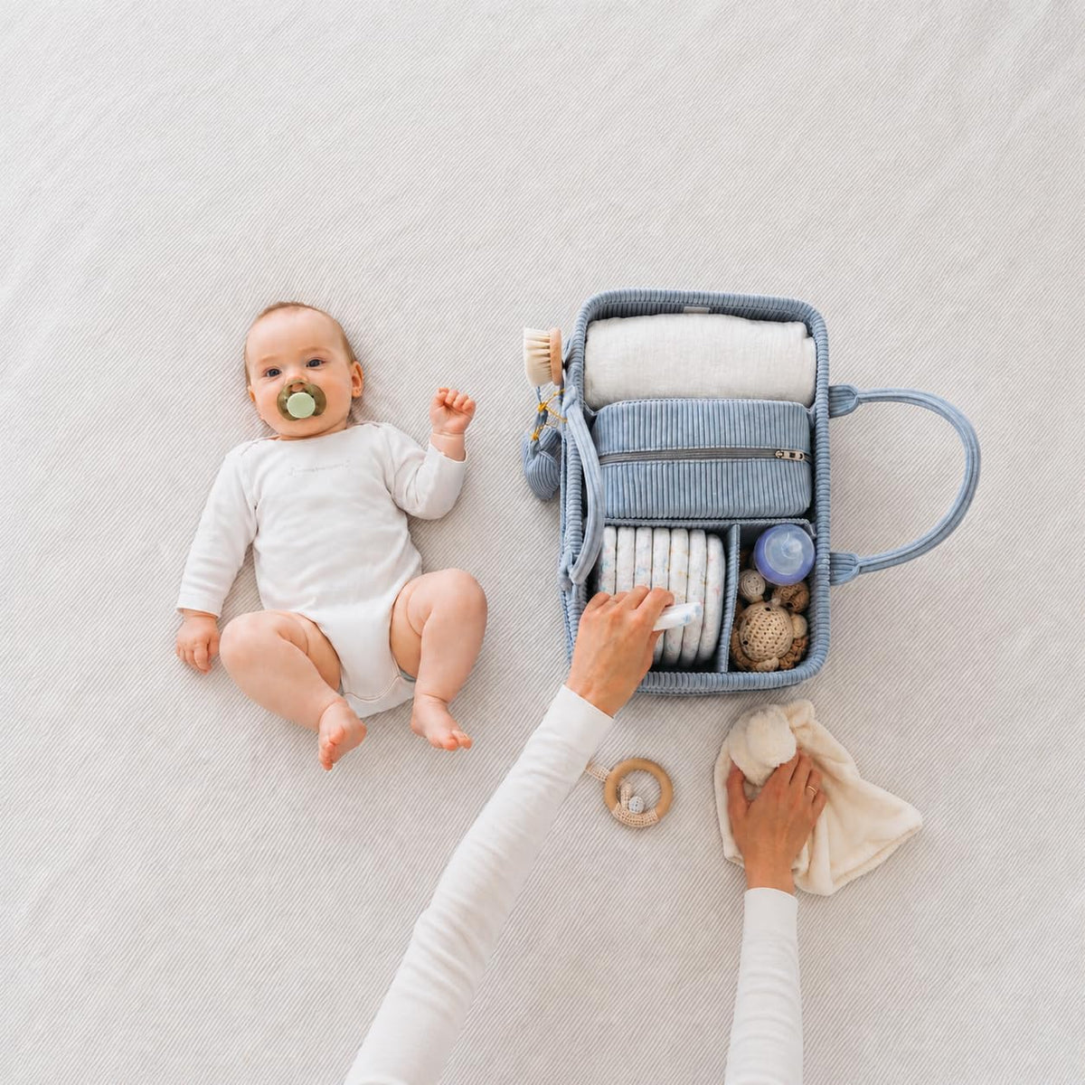 Baby Diaper Caddy Organizer with Matching Zipper Pouch, Soft Corduroy Diaper Storage Basket, Nursery Organizer with Removable Divider, Newborn Essentials, Baby Registry Must Have, Gift for Baby Shower