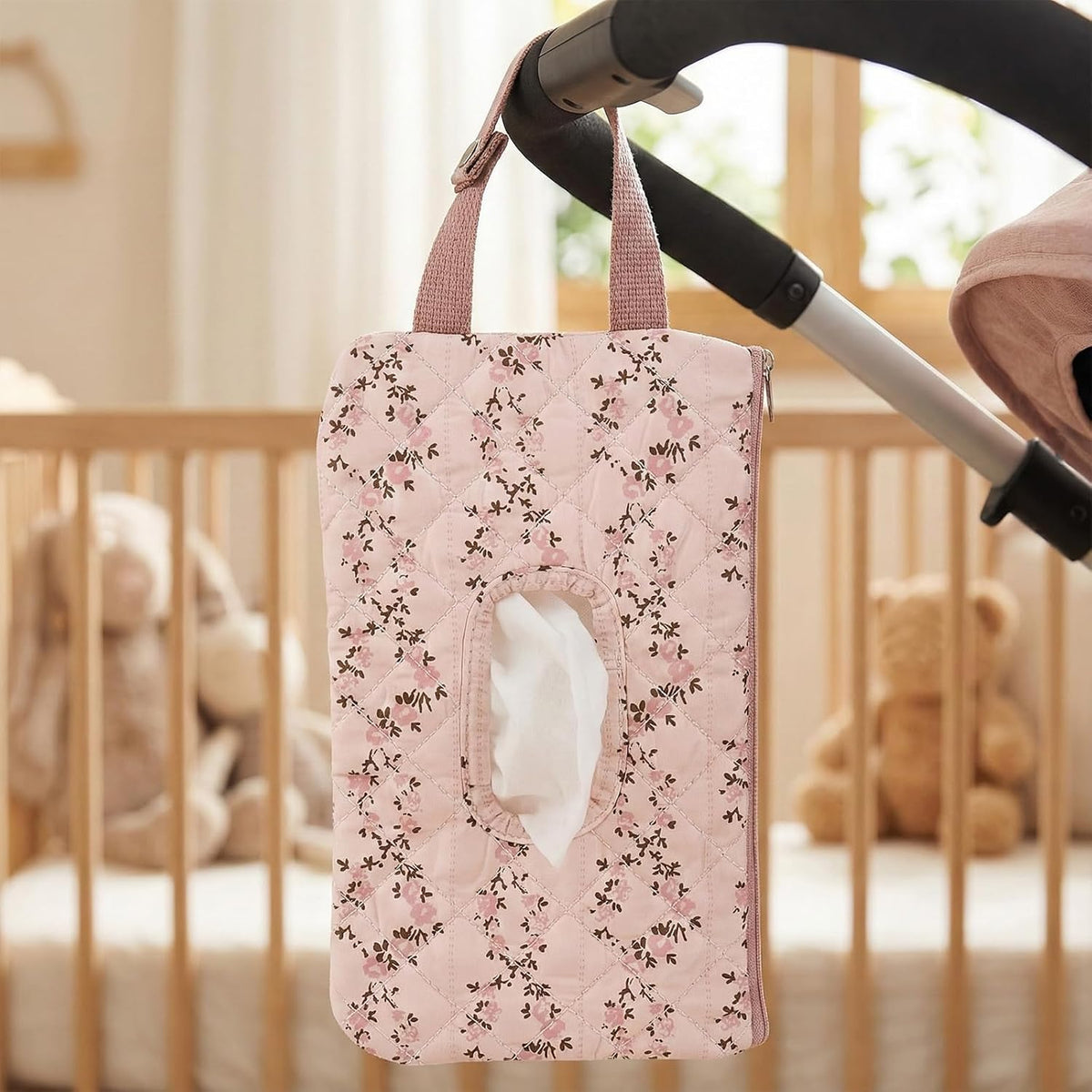 Quilted Diaper Wipe Pouch Portable Mommy Bag Refillable Floral Baby Wipe Holder for Travel Stroller Daily Casual (wihi)