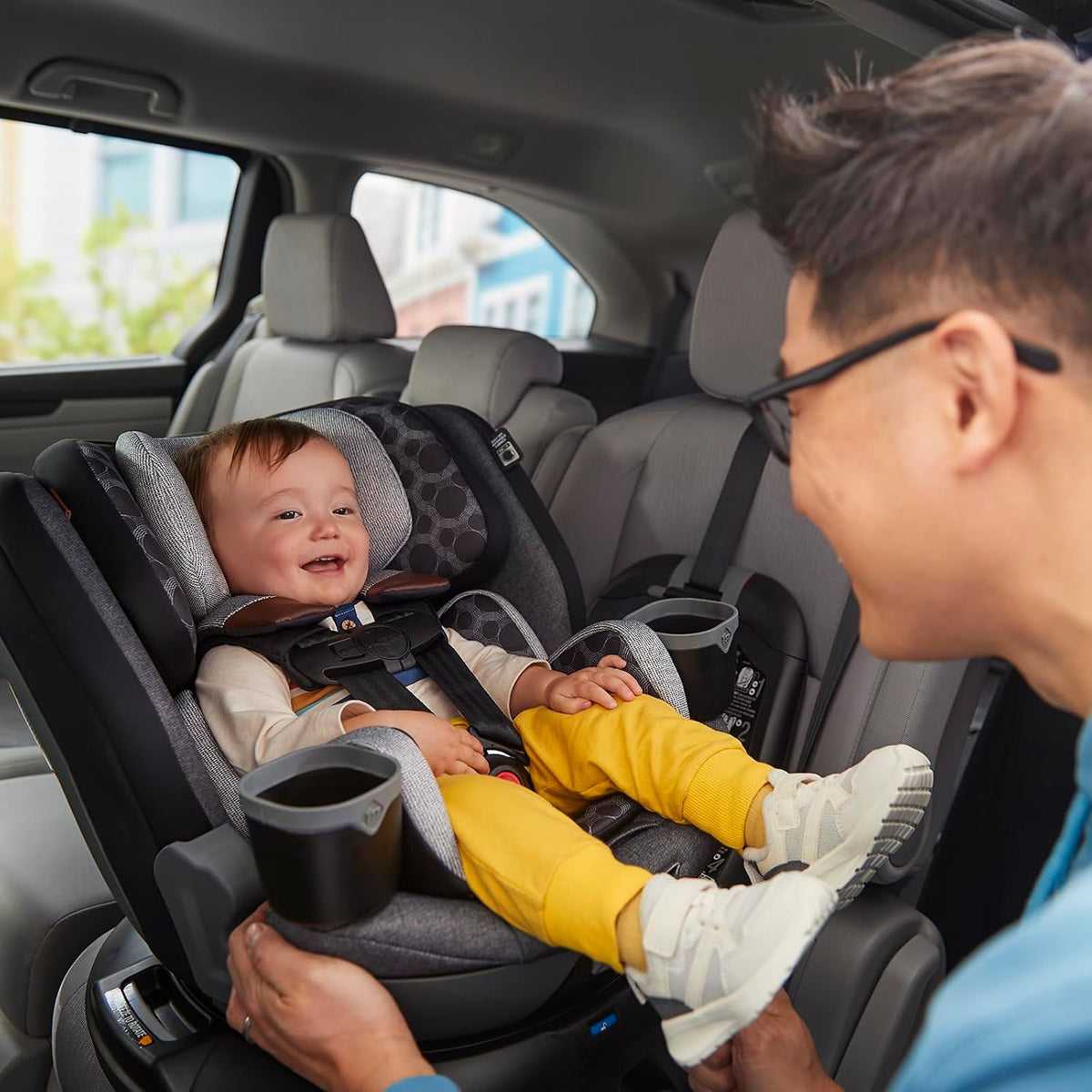 Baby Turn and Go 360 Rotating All-in-One Convertible Car Seat, Vintage Mickey Mouse