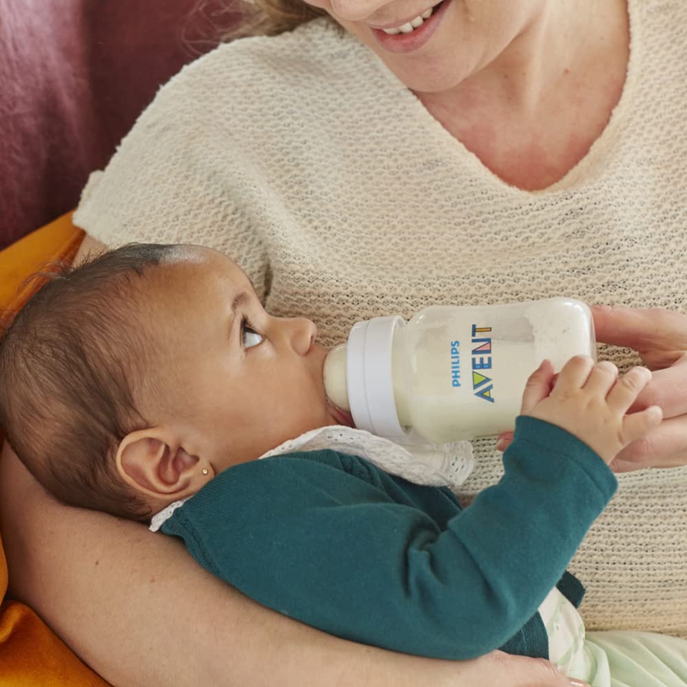 Philips AVENT Anti-Colic Baby Bottle with AirFree Vent Essentials Gift Set, SCD308/02, White