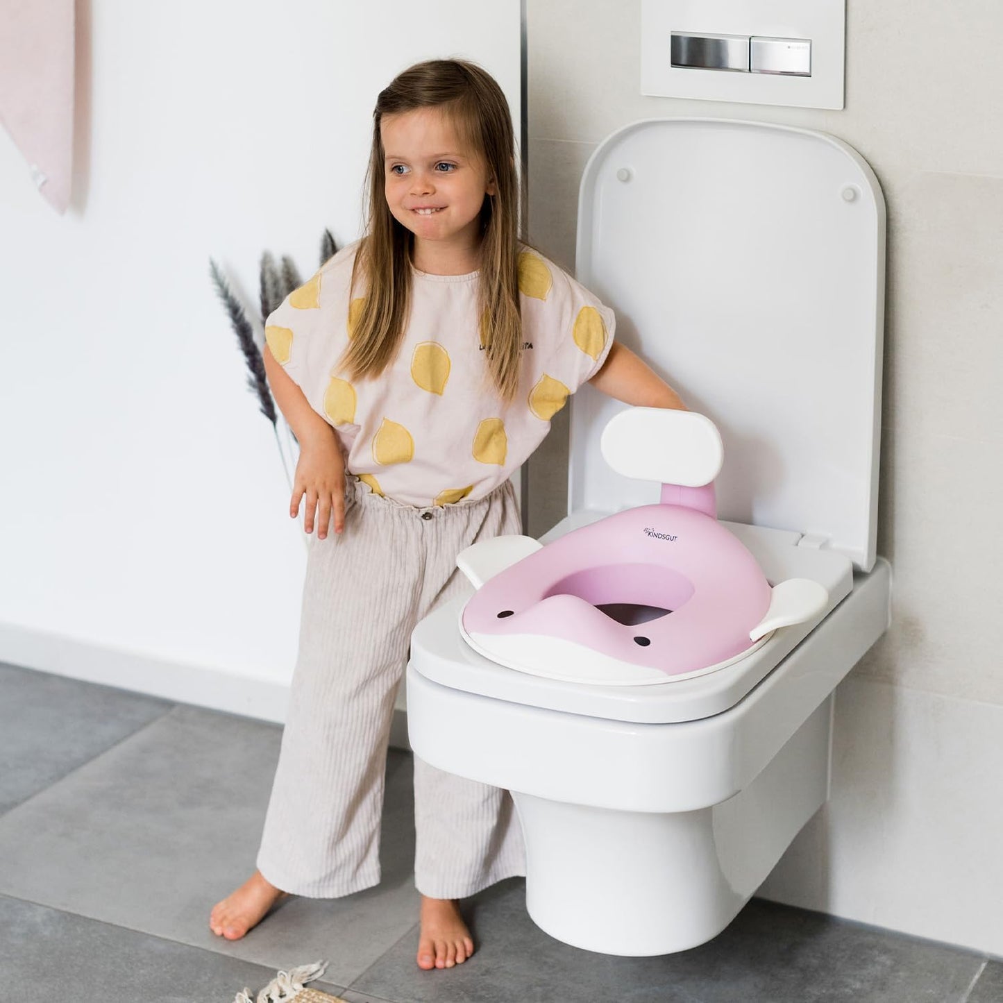 Kindsgut Whale Potty Training Seat for Toddlers – Kids Toilet Seat with Backrest, Non-Slip, Fits Round & Oval Toilet Seats, Designed in Germany, Peach