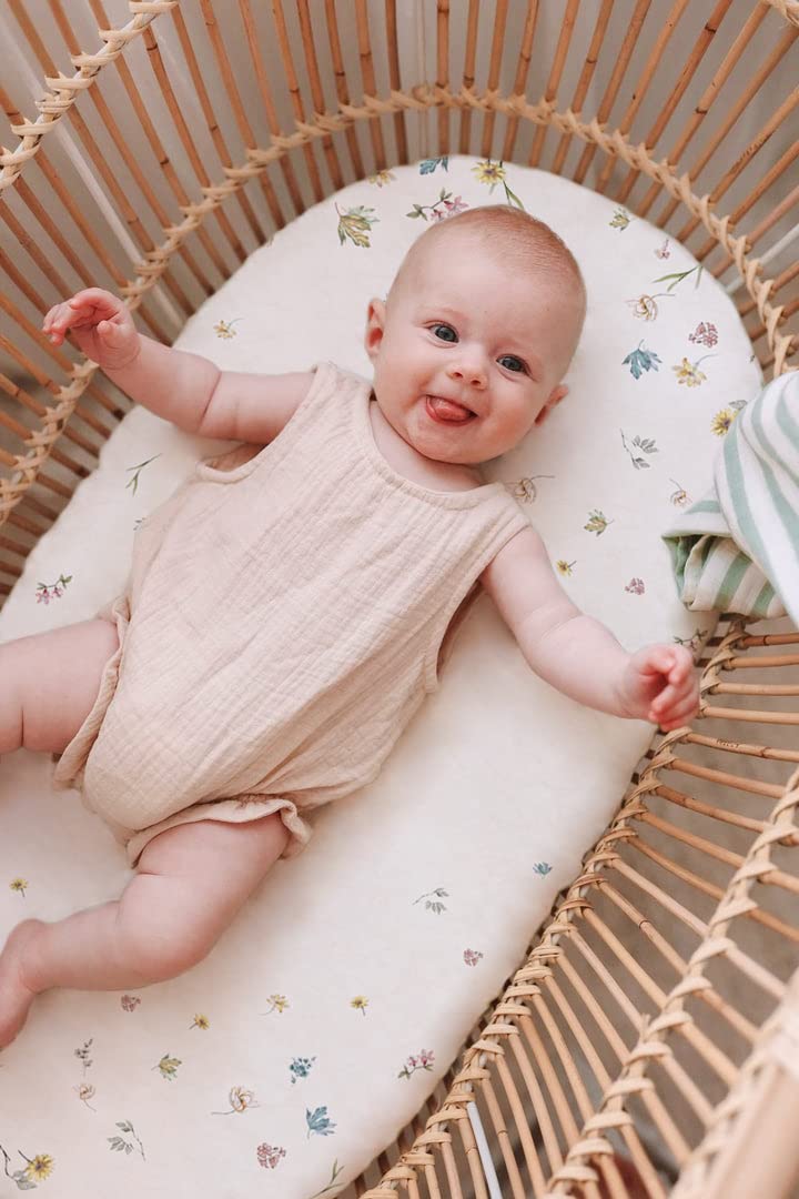TotAha Premium Stretchy Bassinet Sheets for Baby Girl, Silky Comfort Cradle Sheets Fitted 18 x 36 for Oval, Rectangular, Hourglass Mattress, Hypoallergenic, Buttery Soft 2-Pack (Floral & Pale Pink)
