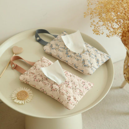 Quilted Baby Wipe Holder Quilted Wipe Pouch Portable Hanging Floral Wet Wipes Bag for Car, Stroller