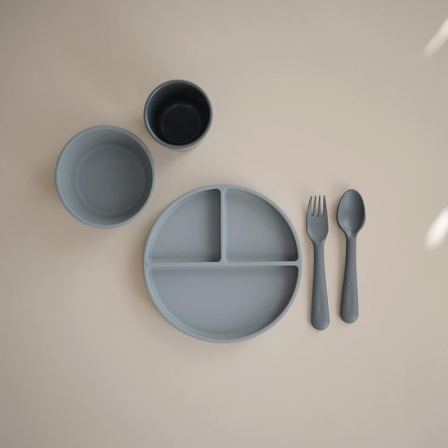 mushie Silicone Suction Plate | BPA-Free Non-Slip Design (Soft Lilac)