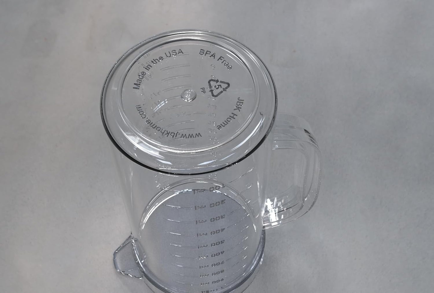 JBK Pottery 1 Quart Plastic Mixing Pitcher with Mixing Lid, BPA Free, Shatterproof Beverage Jug for Iced Tea, Lemonade, Juices, Milk – Leak-Proof, Easy Stirring, Dishwasher Safe | Blue