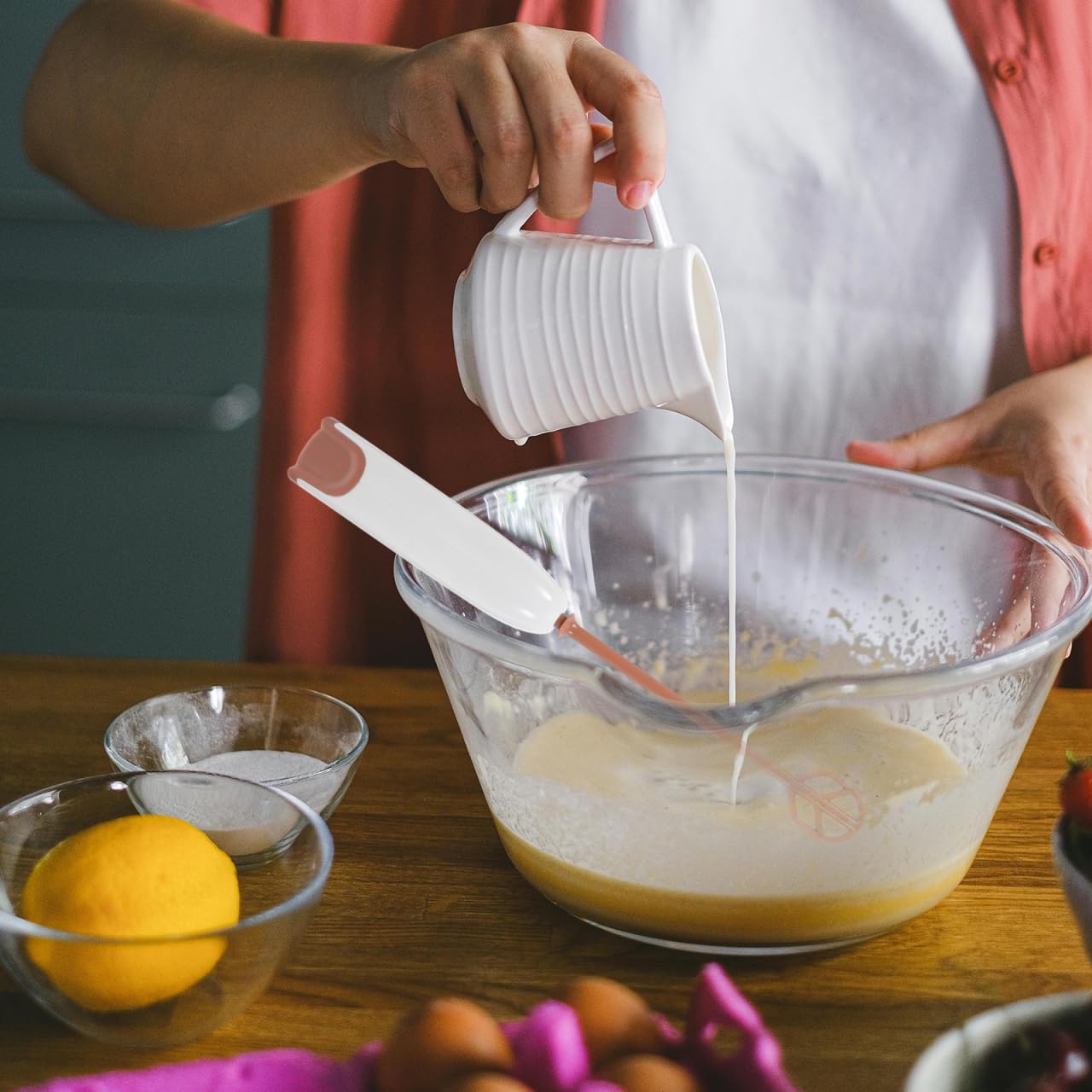 PRETYZOOM Handheld Electric Baby Formula Mixer 10.15In with Detachable Stirring Stick Portable Milk Powder Stirrer Easy to Clean Battery Operated