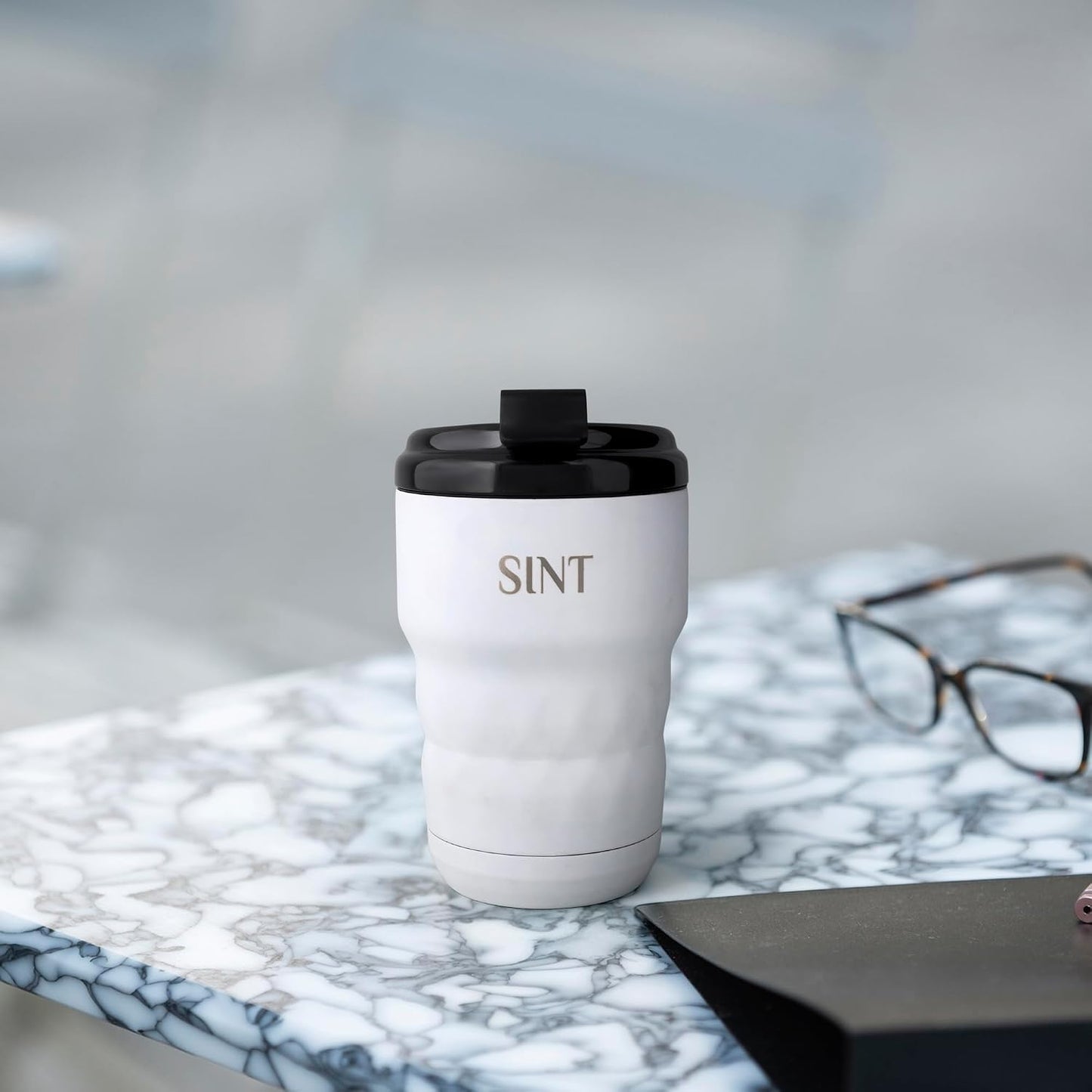 Insulated Travel Coffee Mug with Flip Lid, 12 oz Stainless Steel Coffee Cups Spill Proof, Double Wall Vacuum Tumblers, Reusable To Go Mug for Hot/Ice Coffee Tea (Brown)