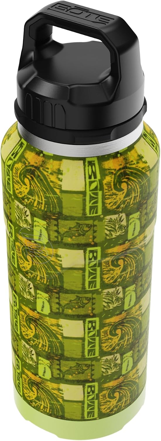 MAGNEBottle 36oz Insulated Water Bottle | Magnetic Base | 36oz insulated bottle with MAGNEPOD™ magnetic base for all-day use