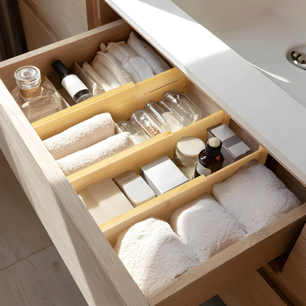 VaeFae Bamboo Drawer Dividers, 4" High Adjustable 16.6" - 21.8" Clothes Drawer Organizers, Expandable Separators for Bedroom/Bathroom/Kitchen/Office Storage
