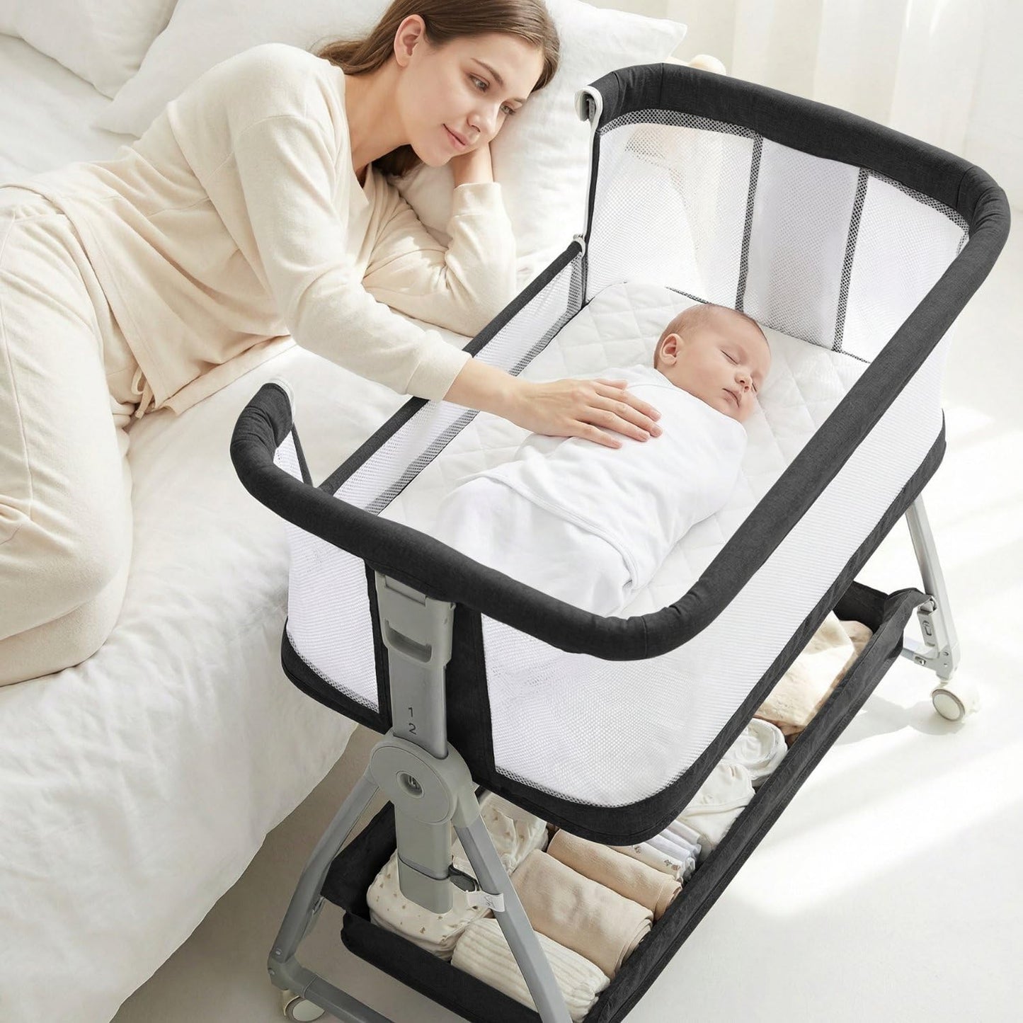 Bedside Bassinet for Baby, Sturdy 3 in 1 Bedside Sleeper with Mattress & Wheels, Height Adjustable, Breathable Mesh, Storage Basket, Easy to Assemble for Newborn, Grey