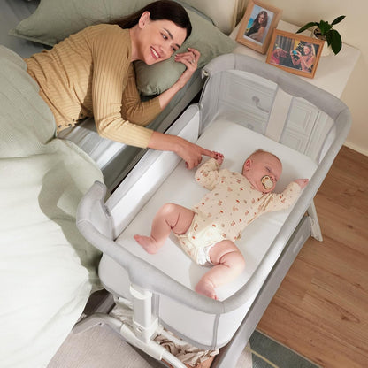 HARPPA Cuddly Lite Bassinet, 2 in 1 Baby Bassinet with Breathable Mesh and Mattress, 6 Height Adjustable, Bedside Sleeper with Anchor Strap, Storage Basket and Wheels, Light Grey