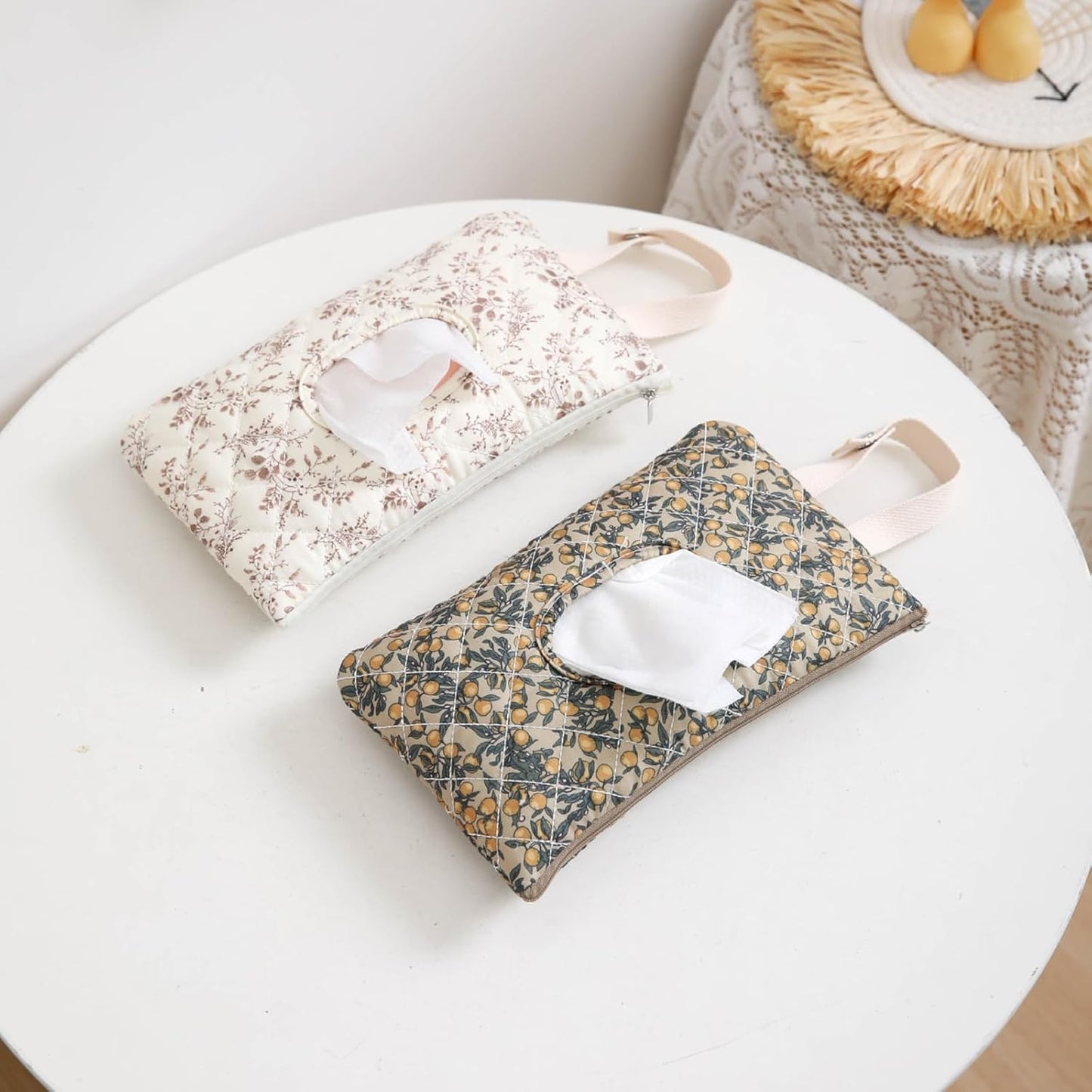 Quilted Baby Diaper and Wipes Pouch Portable Mommy Bag for Stroller Reusable Wipes Pouch with Lanyard for Casual Travel (Beige)