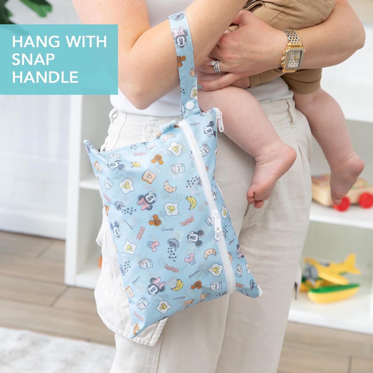 Bumkins Disney Waterproof Wet Bag for Baby, Travel, Swim Suit, Cloth Diapers, Pump Parts, Pool, Gym Clothes, Toiletry, Strap to Stroller, Daycare, Zip Reusable Bag, Packing Pouch, Winnie the Pooh