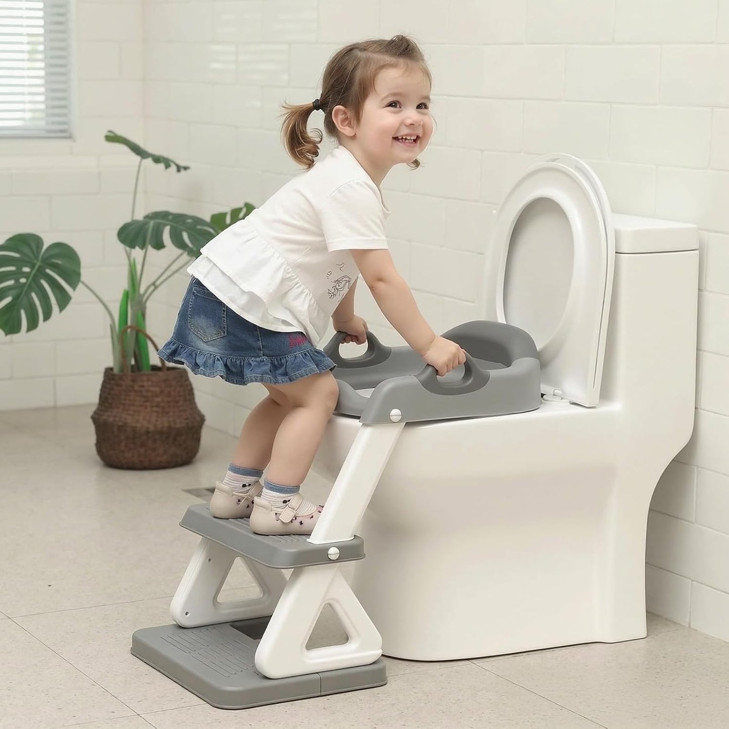 Potty Training Toilet Seat with Step Stool Ladder for Boys and Girls, 2 in 1 Potty Training Toilet, Splash Guard Anti-Slip Pad Step Stool（Gray-White) Pedal Upgrade