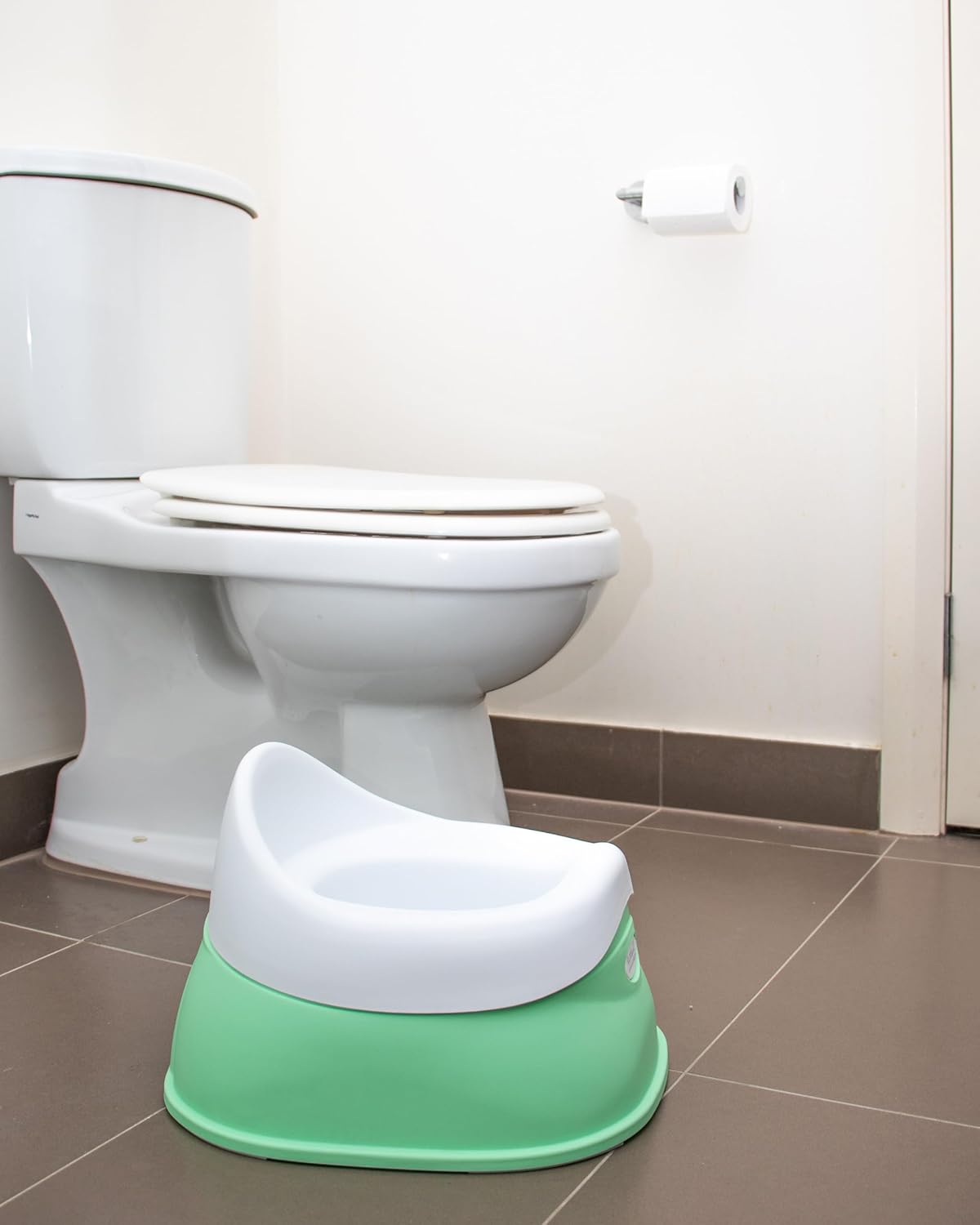 Little Chicks Easy-Clean Toddler Toilet Training Potty Chair with Built-in Splash Guard, Slip-Resistant Base, and Removable Bowl - Perfect Size Kids Potty for Toddlers 18 Months & Above