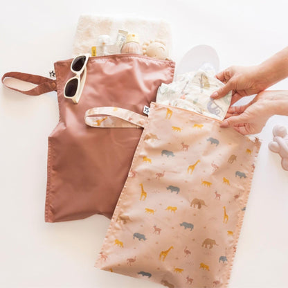 Tiny Twinkle Mess Proof Wet Bags | 2-Pack Reusable Waterproof Wet Bags for Swimsuits | Baby Clothes | Travel & Diaper Bag (Pink, Brown Checkers) - Colors B