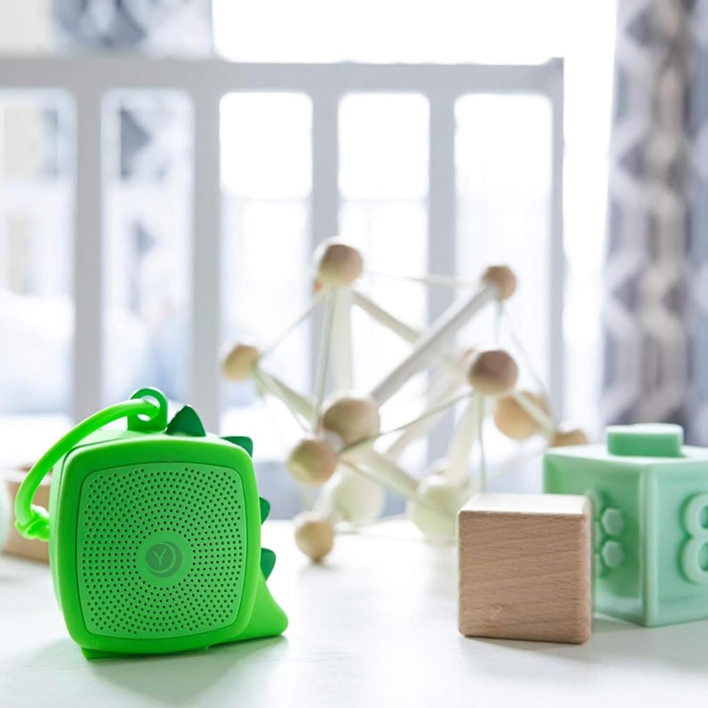 Yogasleep Pocket Baby Soother Fox, White Noise Machine, 6 Soothing Sounds & Timer for Better Sleep, Includes Brown Noise & Lullabies, Compact Size for Travel & Child Safe, Must Have Registry Gift