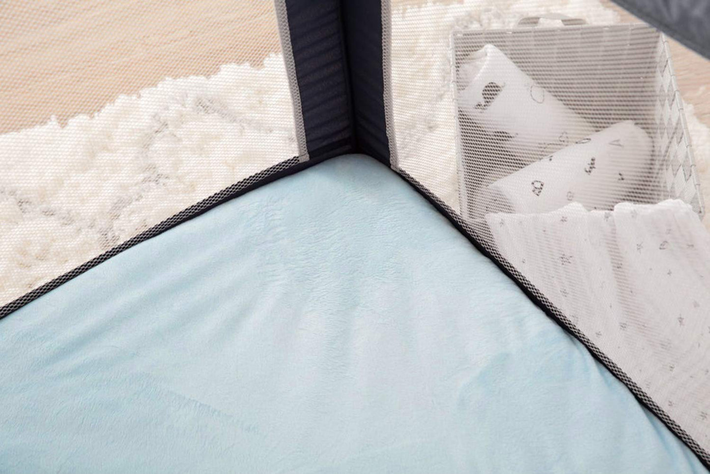 American Baby Company Heavenly Soft Chenille Fitted Pack N Play Playard Sheet 27" x 39", Warm and Cozy Chenille Pack and Play Sheet, White, for Boys and Girls, Fits Most Mini Crib Mattresses