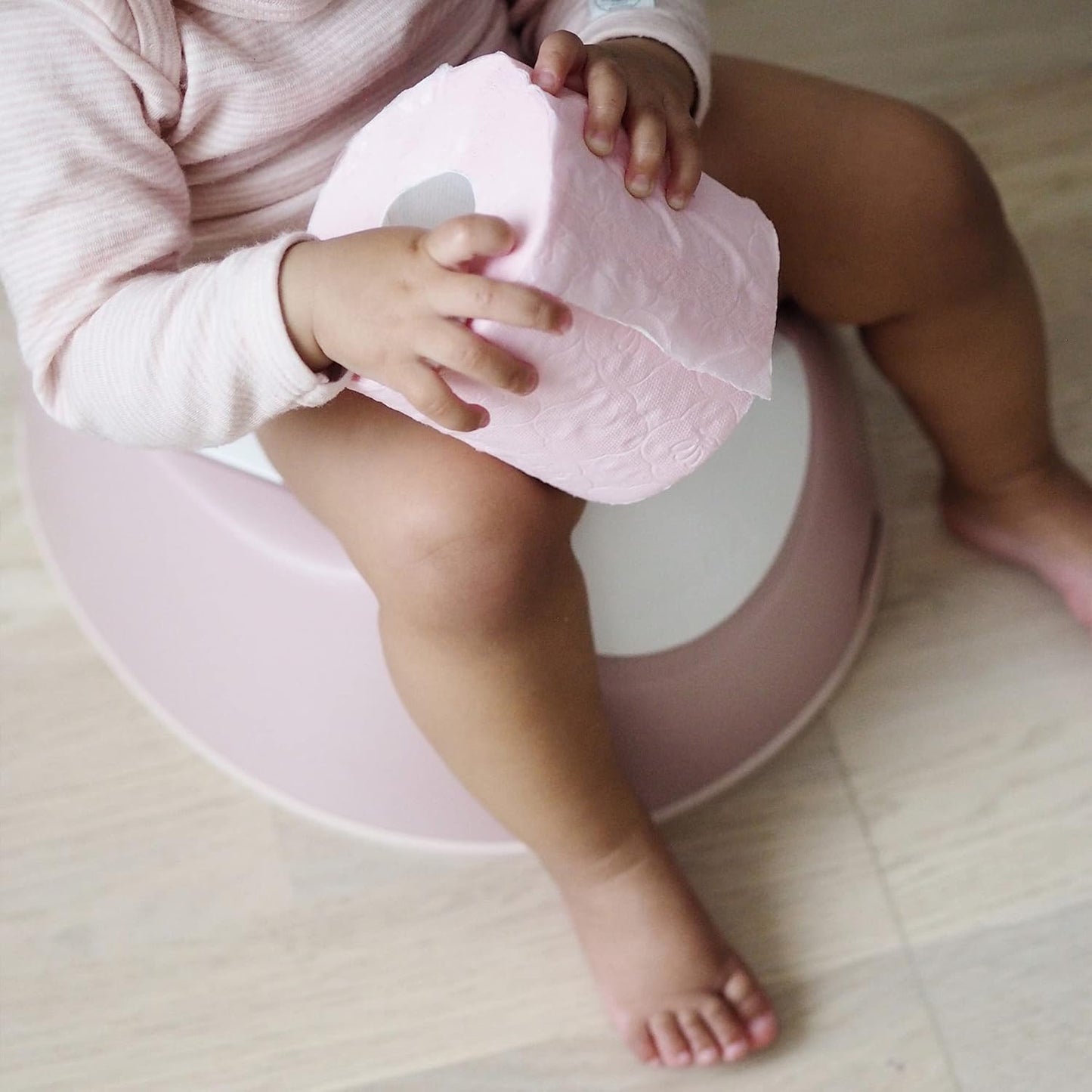 BEABA Ergonomic Training Potty, Provides Comfort and Support, Lightweight & Portable, Compact Toddler Potty (Rain)