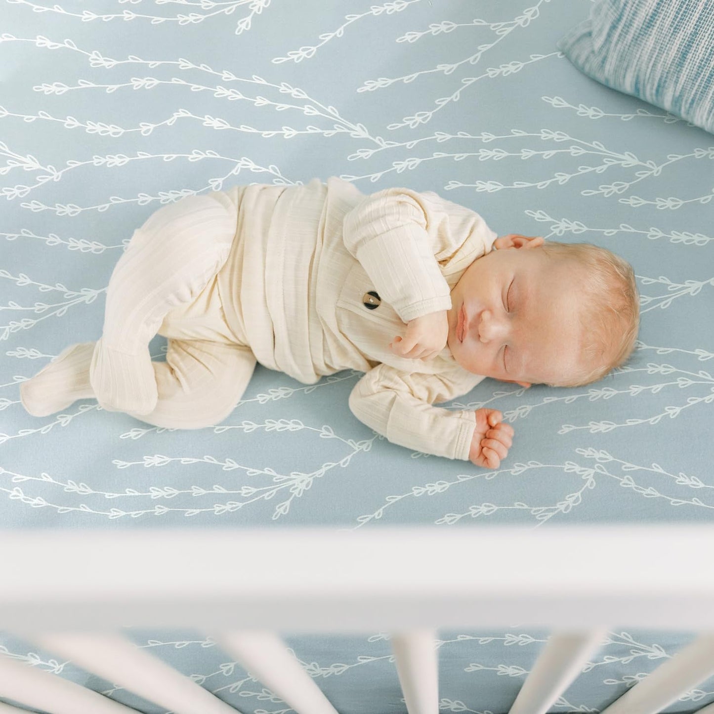GRSSDER Stretch Ultra Soft Jersey Knit Fitted Pack n Play Playard Sheets Set 2 Pack，Fits Portable/Mini Cribs Sheets, Playards Mattress Pads, Stylish Watercolor Animals for Baby, Mint Green