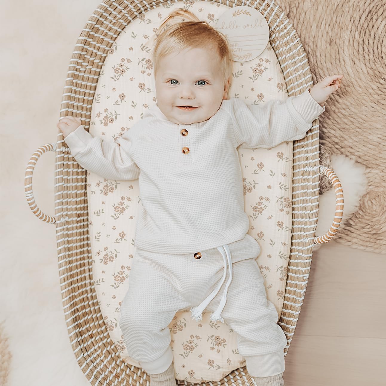 Konssy Muslin Fitted Bassinet Sheets 2 Pack for Baby Girl Boy, Soft Bedside Sleeper Bassinet Sheets Fit for Baby Bassinets, Moses Basket Oval Rectangle Pad/Mattress