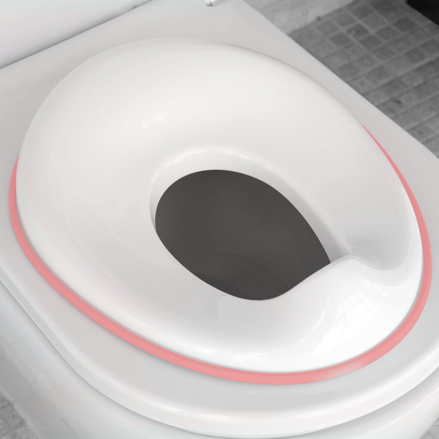 Jool Baby Potty Training Seat for Boys and Girls, Fits Round & Oval Toilets, Non-Slip with Splash Guard, Includes Free Storage Hook (Gray)
