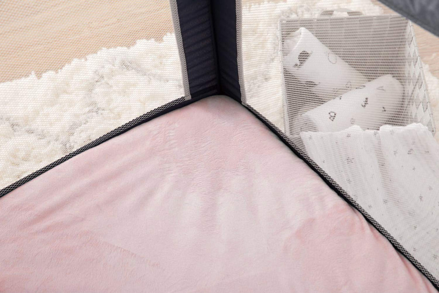 American Baby Company Heavenly Soft Chenille Fitted Pack N Play Playard Sheet 27" x 39", Warm and Cozy Chenille Pack and Play Sheet, White, for Boys and Girls, Fits Most Mini Crib Mattresses