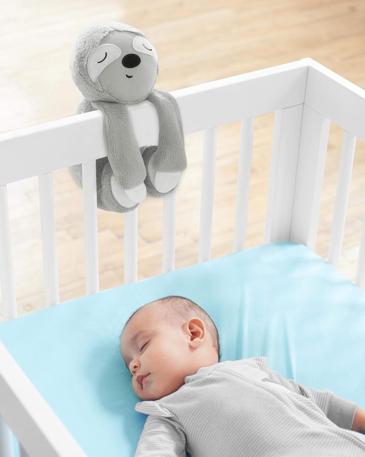 Skip Hop Portable Baby Sleep Sound Machine, Glow with Me Acorn