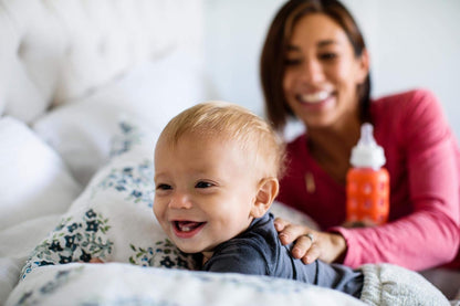 Lifefactory Baby Bottle Starter Set 10-Piece | 4 oz Mint & Blanket, 9 oz Kale & Blueberry | Includes Flat Caps, Sippy Caps, Stage 2 Nipples