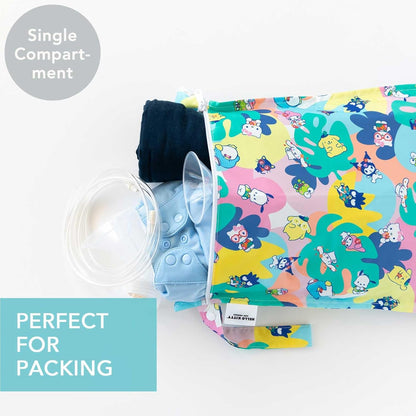 Bumkins Disney Waterproof Wet Bag for Baby, Travel, Swim Suit, Cloth Diapers, Pump Parts, Pool, Gym Clothes, Toiletry, Strap to Stroller, Daycare, Zip Reusable Bag, Packing Pouch, Winnie the Pooh
