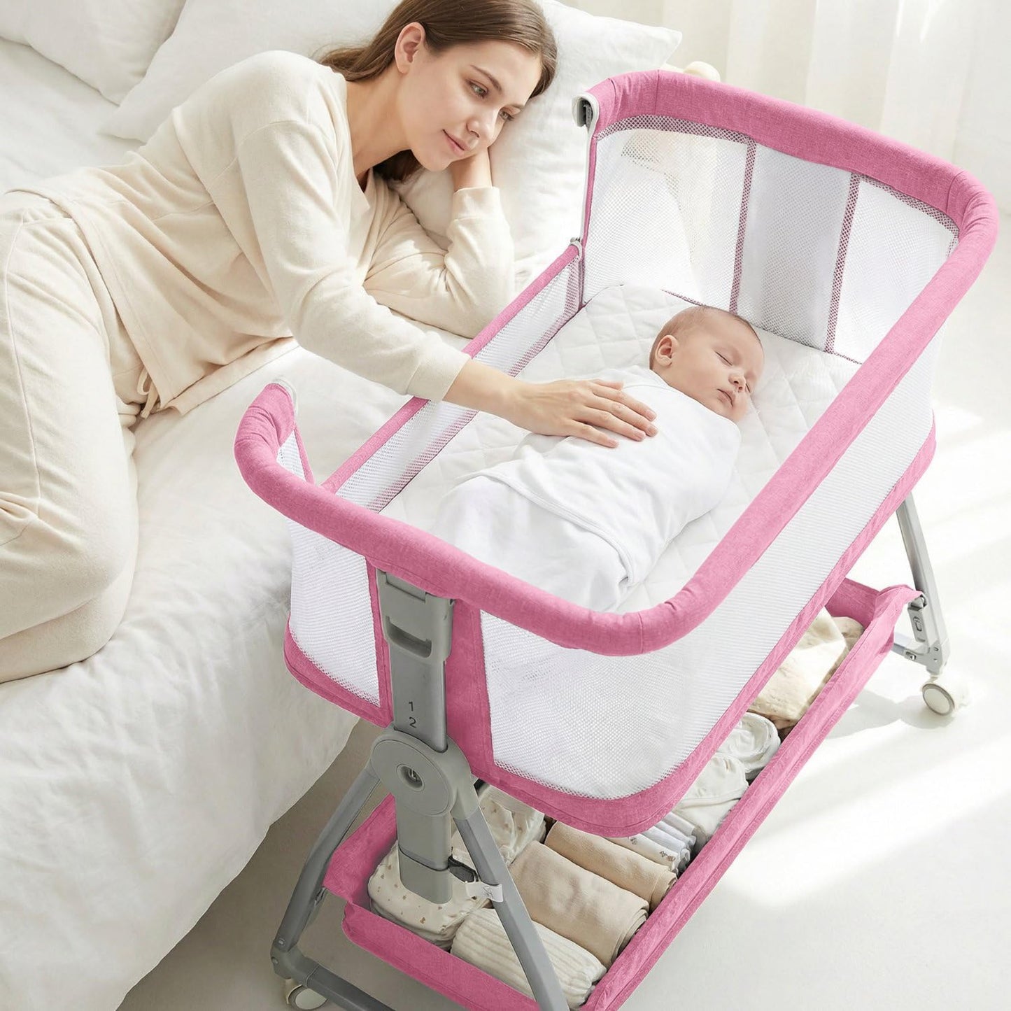 Bedside Bassinet for Baby, Sturdy 3 in 1 Bedside Sleeper with Mattress & Wheels, Height Adjustable, Breathable Mesh, Storage Basket, Easy to Assemble for Newborn, Grey