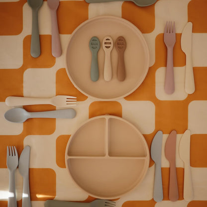 mushie Classic Silicone Suction Plate | BPA-Free Non-Slip Design (Daffodil)