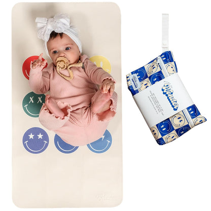 Portable Changing Mat with Reusable Waterproof Wet Bag, (16 x 30 Inches) Baby Changing Mat, Non-Toxic Changing Pad Portable Folds and Wipes Clean, Baby Changing Pad Travel (Checkered)